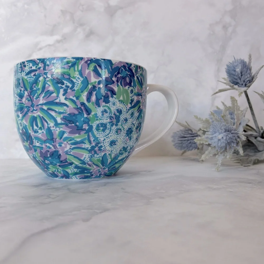 LILLY PULITZER Floral Ceramic Mug with Hidden Cat/Lion Design